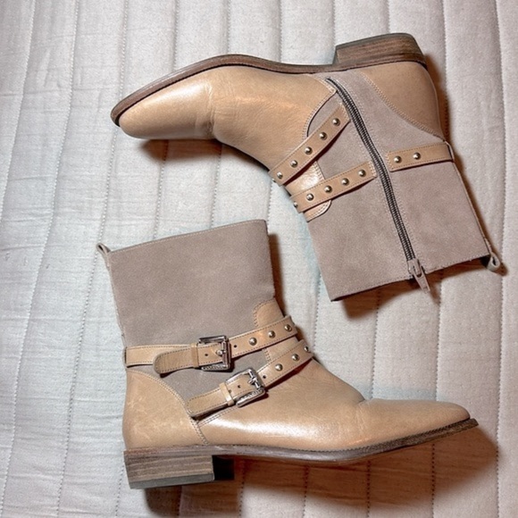 Coach genuine leather, suede booties, size 7.5 - Picture 4 of 11